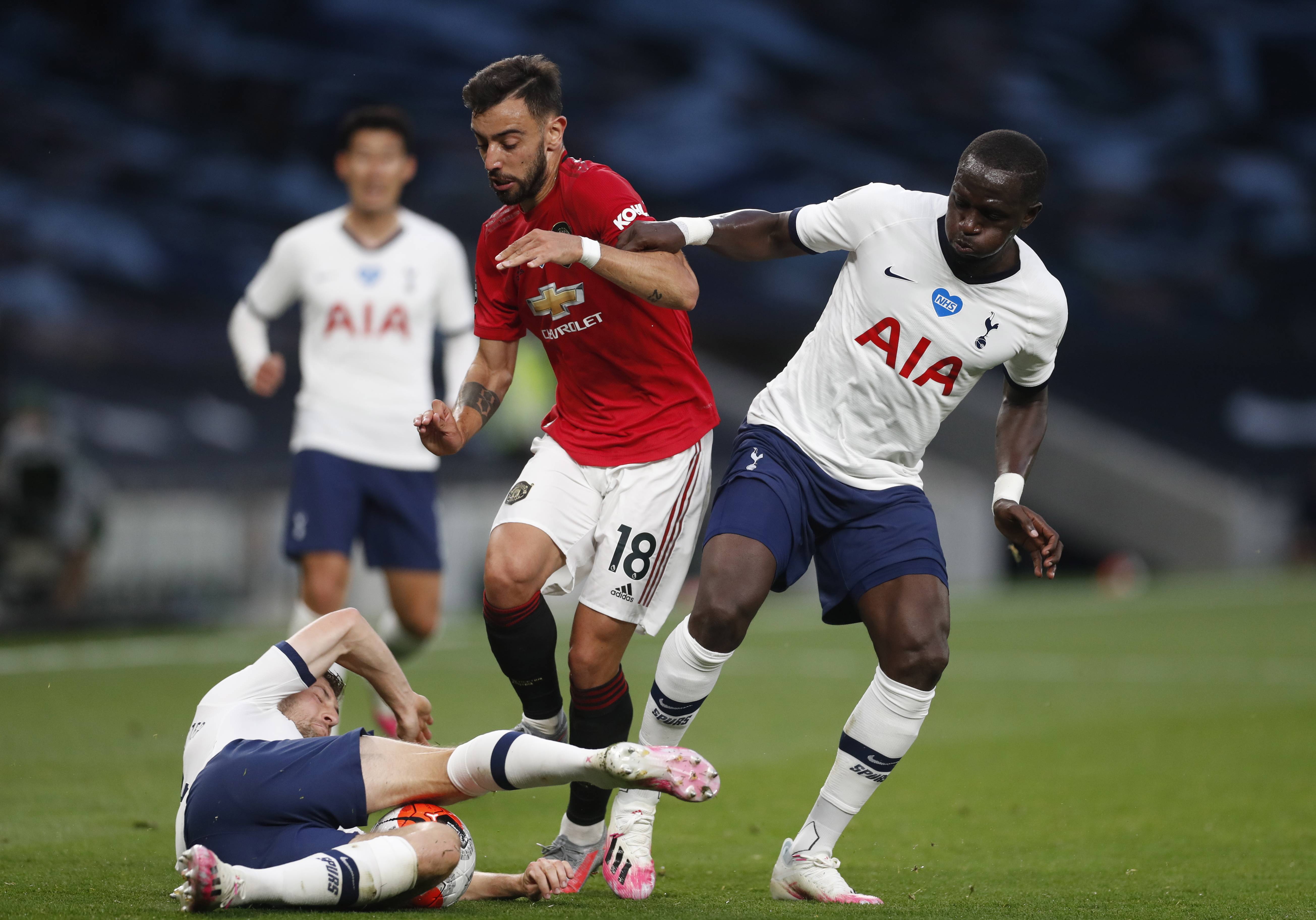 美国中场球 美国中场球